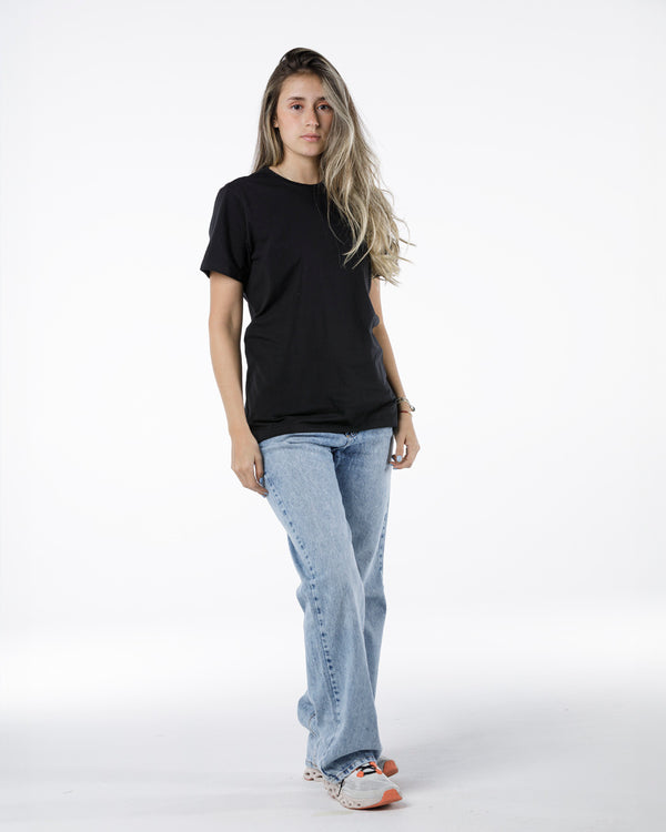 Camiseta KH1017 Dama Regular Fit con Estampado Logo al Tono