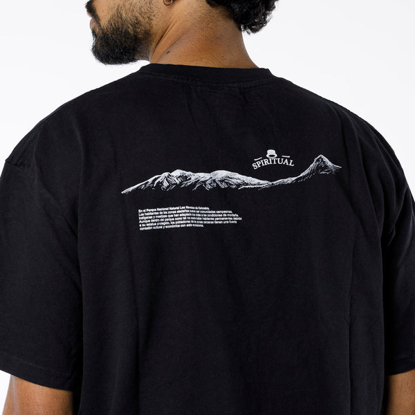 Camiseta KH1018 Negra Oversize con Estampado Paramo  Pequeño
